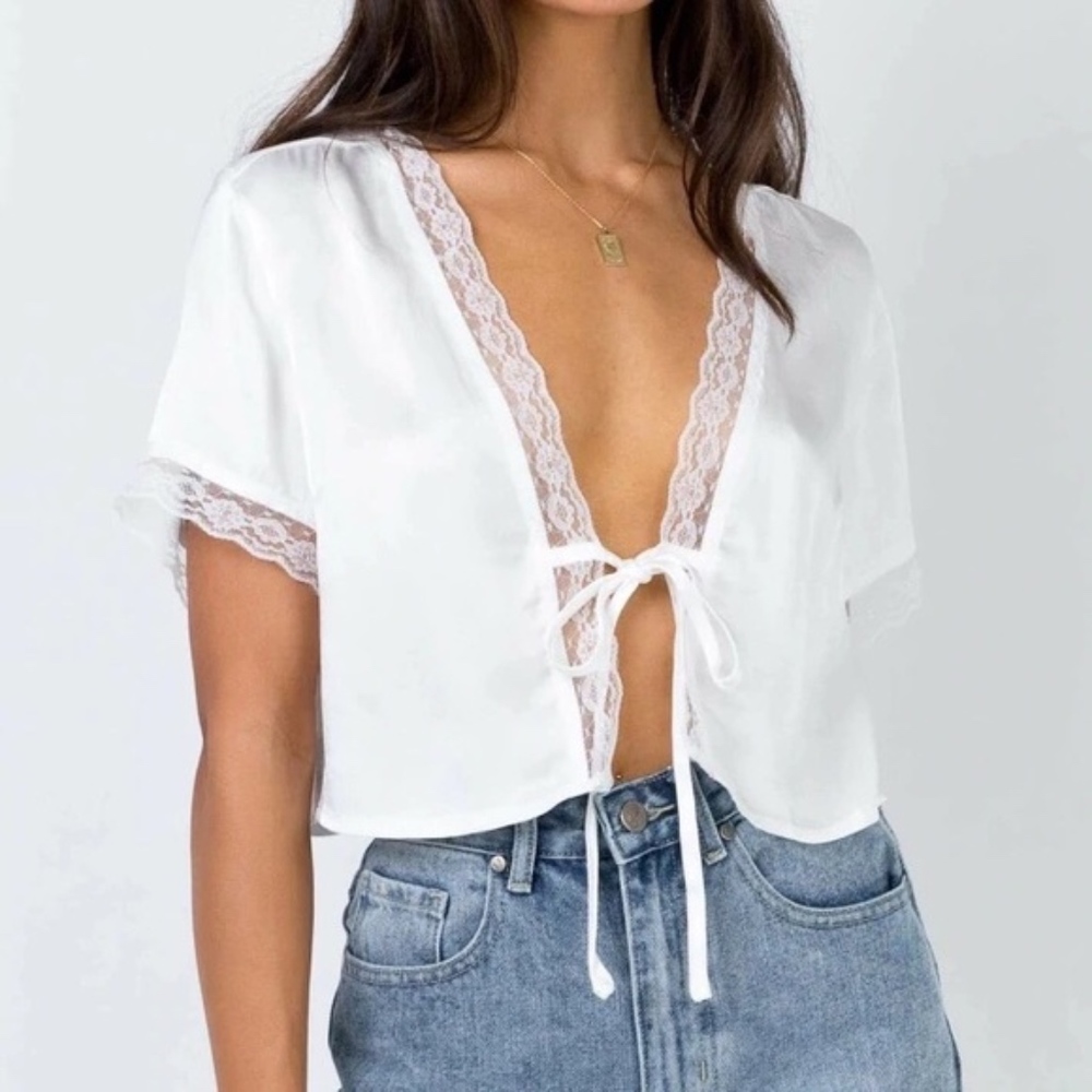 New White Silk Lace Belted Cropped Cardigans - Picture 1 of 8